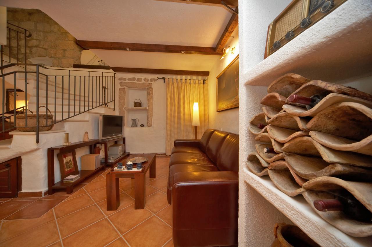 Rilovic House Villa Srednji Radovcici Buitenkant foto